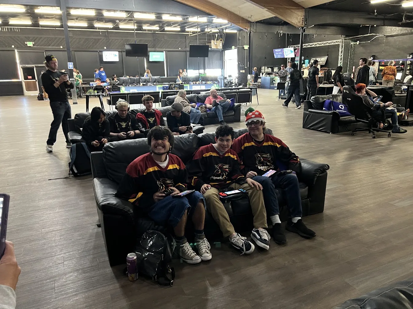 Ponderosa esports teammates together at a tournament